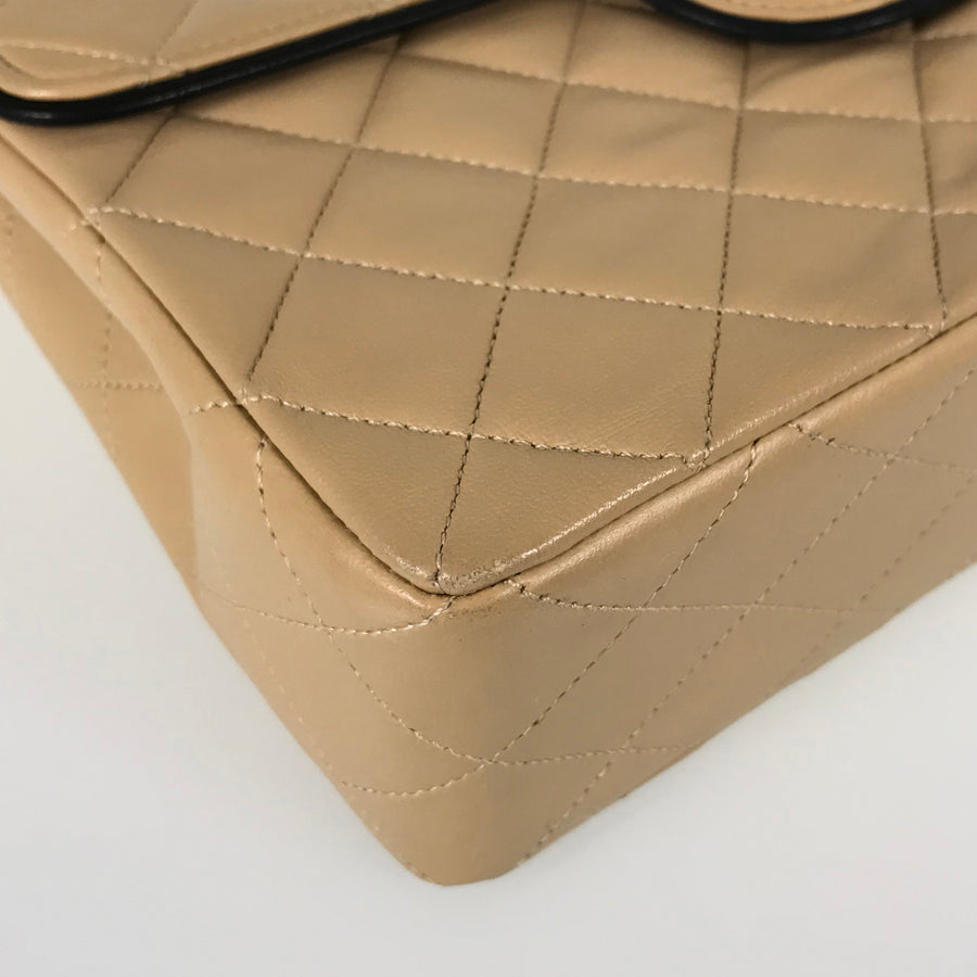 CHANEL Matelasse Shoulder bag