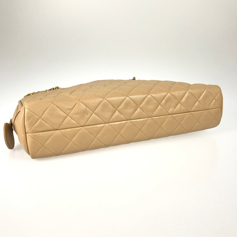 CHANEL Matelasse Shoulder bag