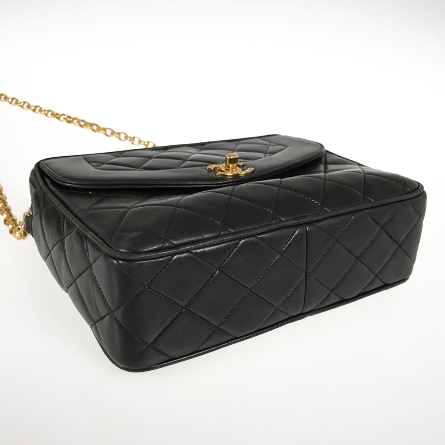 CHANEL Matelasse Shoulder bag