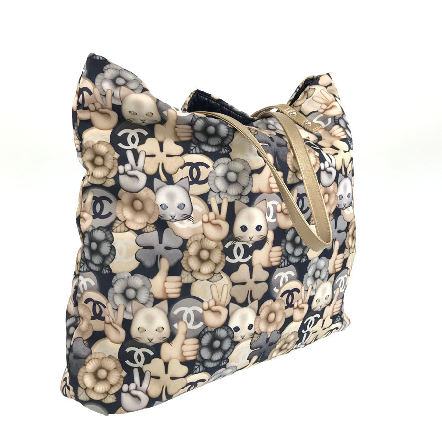 CHANEL Tote bag