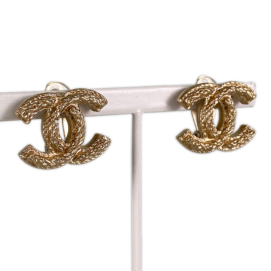 CHANEL Earring