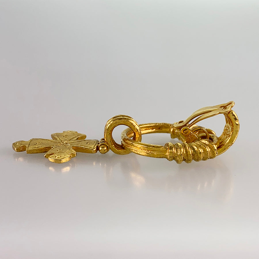 CHANEL   cross Earring