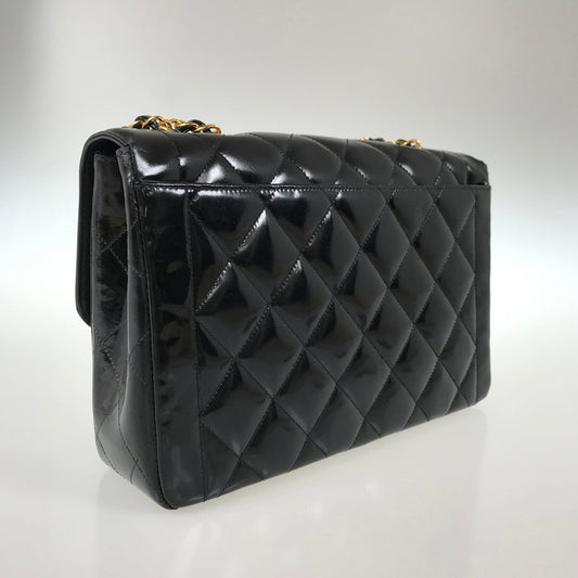 CHANEL Matelasse 25 Shoulder bag