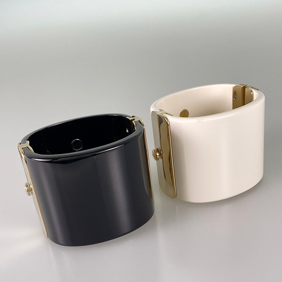 CHANEL COCO Mark Bangle
