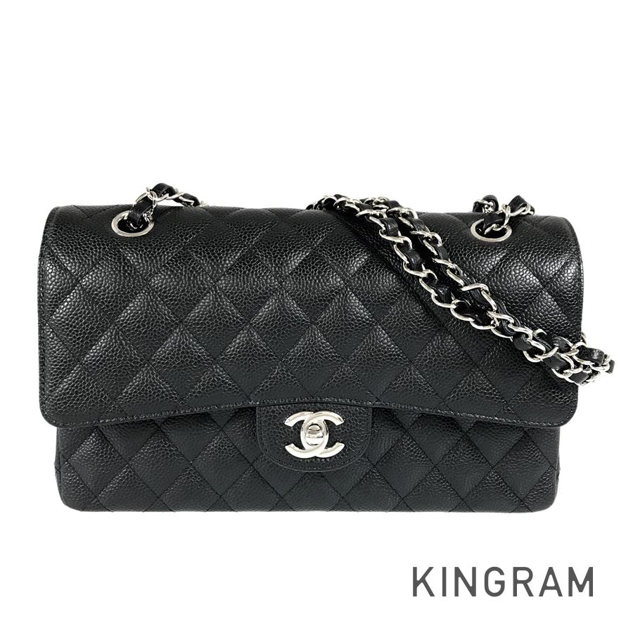 CHANEL Matelasse 25 Shoulder bag
