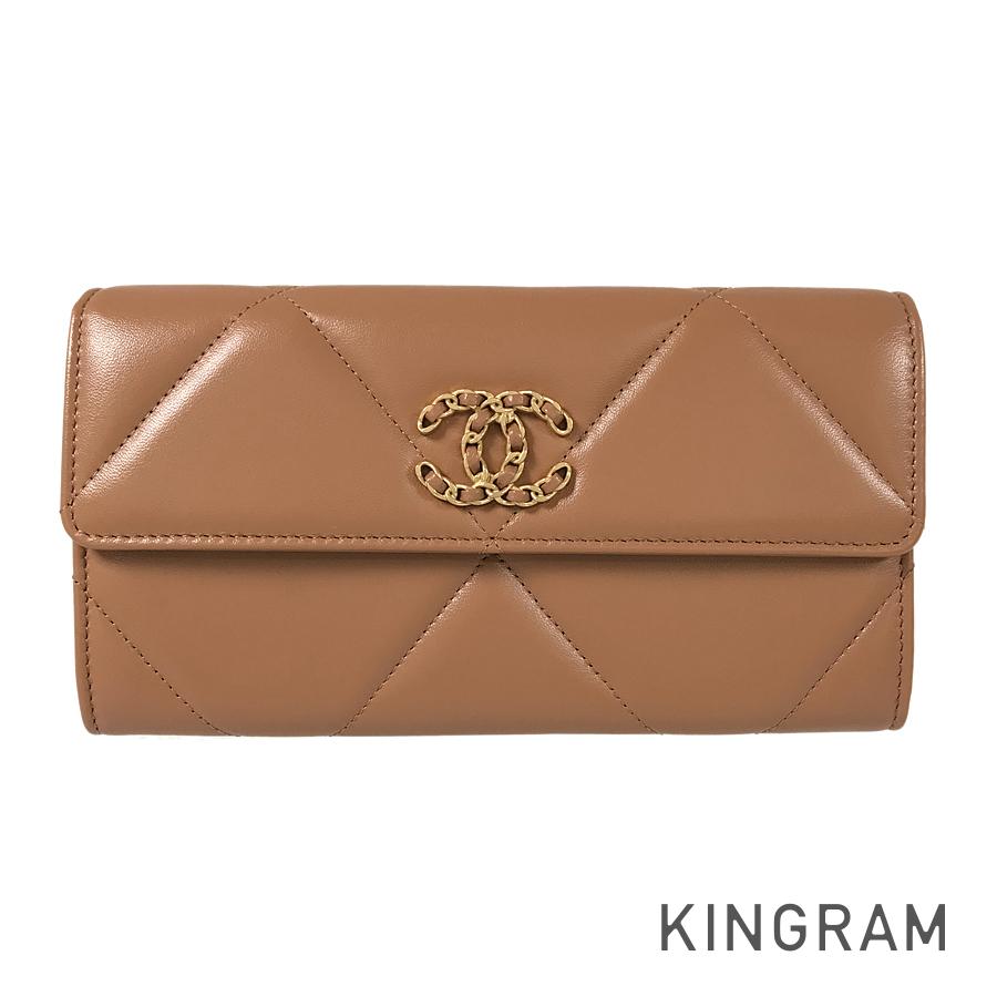 CHANEL Matelasse Long wallet Folding cover lid