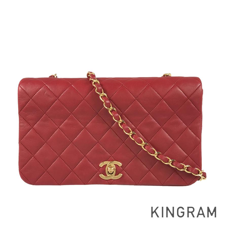 CHANEL Matelasse Shoulder bag