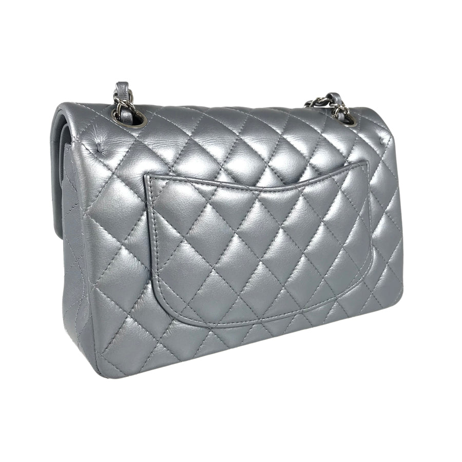 CHANEL Matelasse 23 Shoulder bag