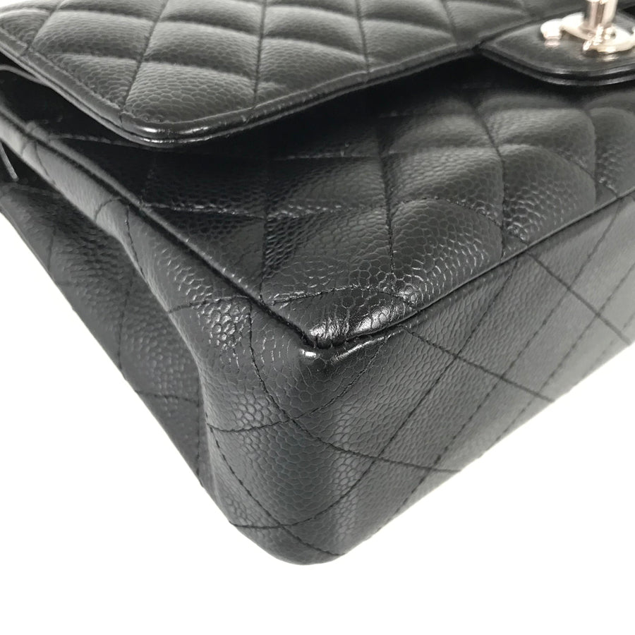 CHANEL Matelasse 25 Shoulder bag