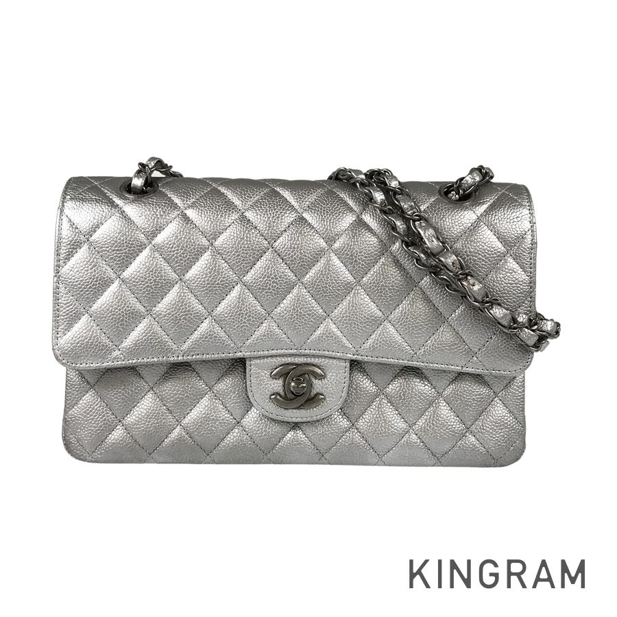 CHANEL Matelasse 25 Shoulder bag