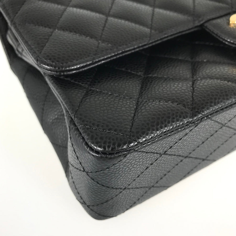 CHANEL Matelasse 25 Shoulder bag