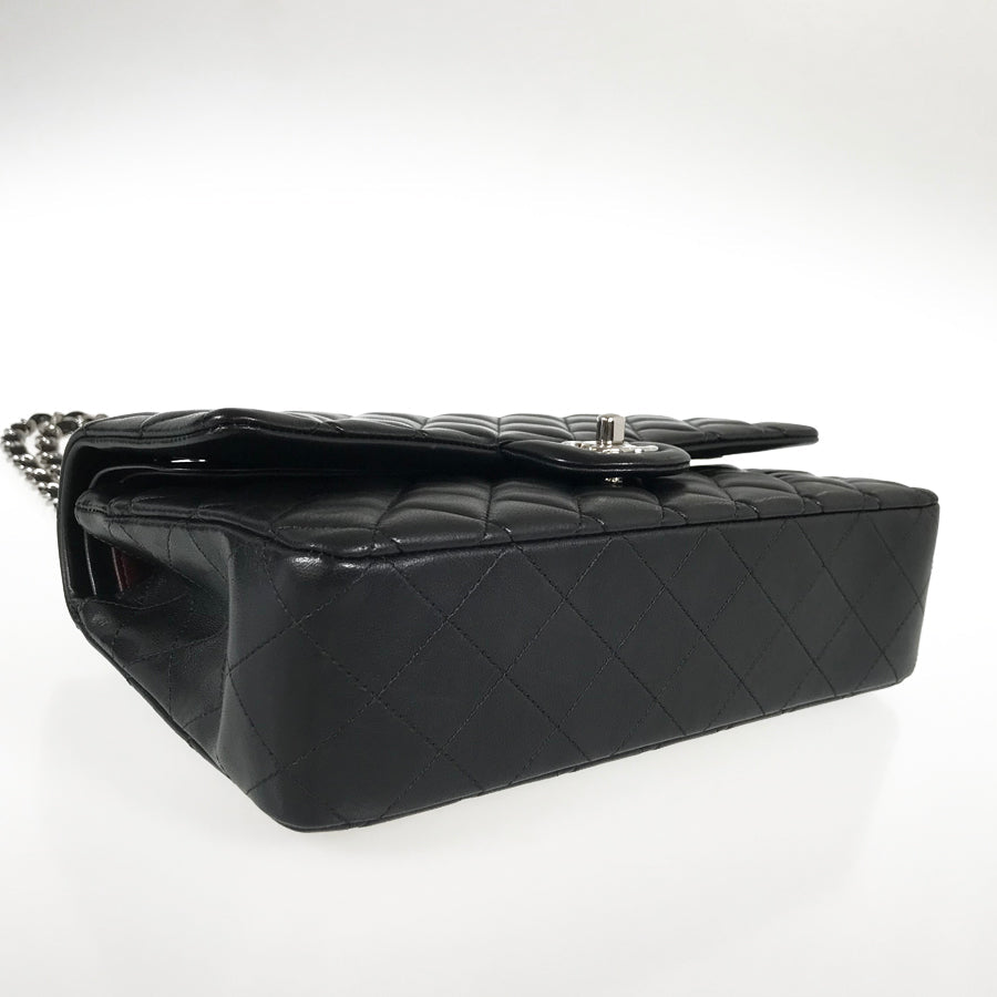 CHANEL Matelasse 25 Shoulder bag
