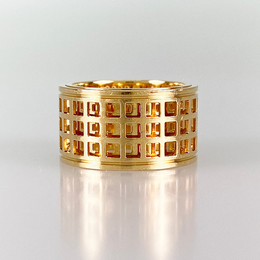 GUCCI Scroll Wide Ring