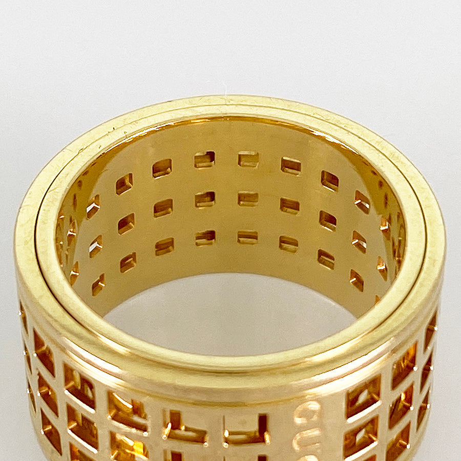 GUCCI Scroll Wide Ring