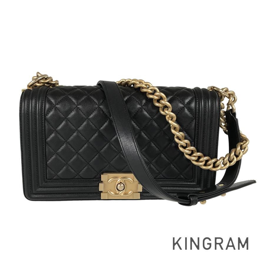 CHANEL Boy Chanel Shoulder bag