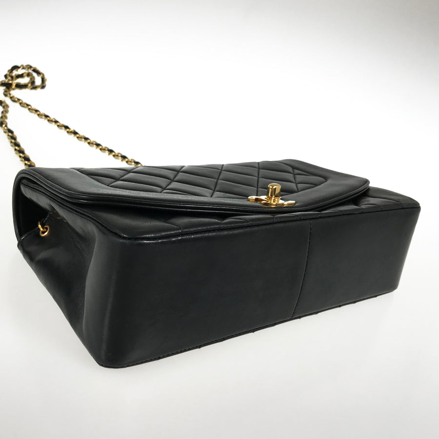 CHANEL Diana 25 Shoulder bag
