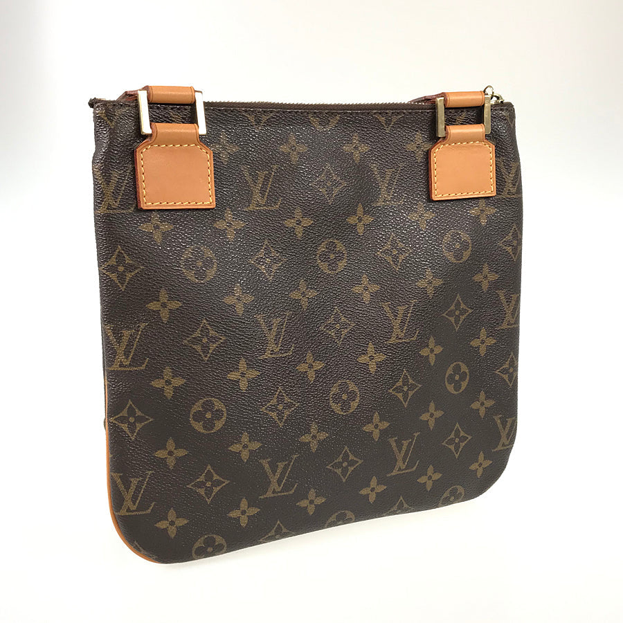 LOUIS VUITTON Monogram Pochette Bosphore M40044 Shoulder bag