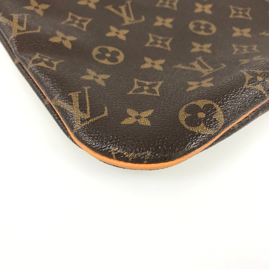 LOUIS VUITTON Monogram Pochette Bosphore M40044 Shoulder bag