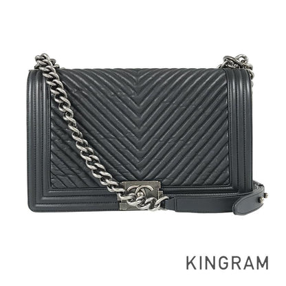 CHANEL Boy Chanel Chevron Shoulder bag