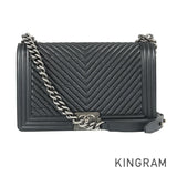 CHANEL Boy Chanel Chevron Shoulder bag