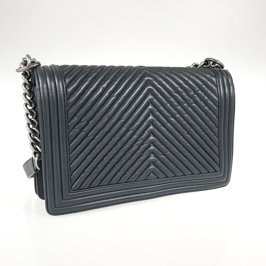 CHANEL Boy Chanel Chevron Shoulder bag