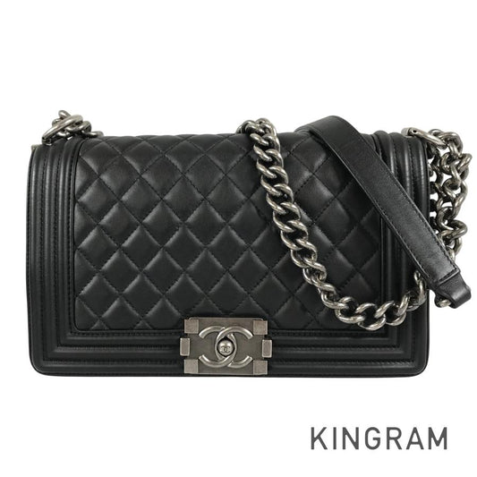 CHANEL Boy Chanel Shoulder bag