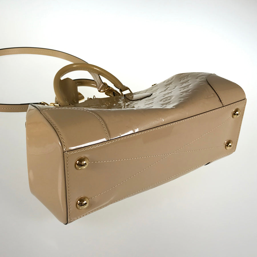 LOUIS VUITTON Monogram Vernis Santa Monica M50421 Hand bag