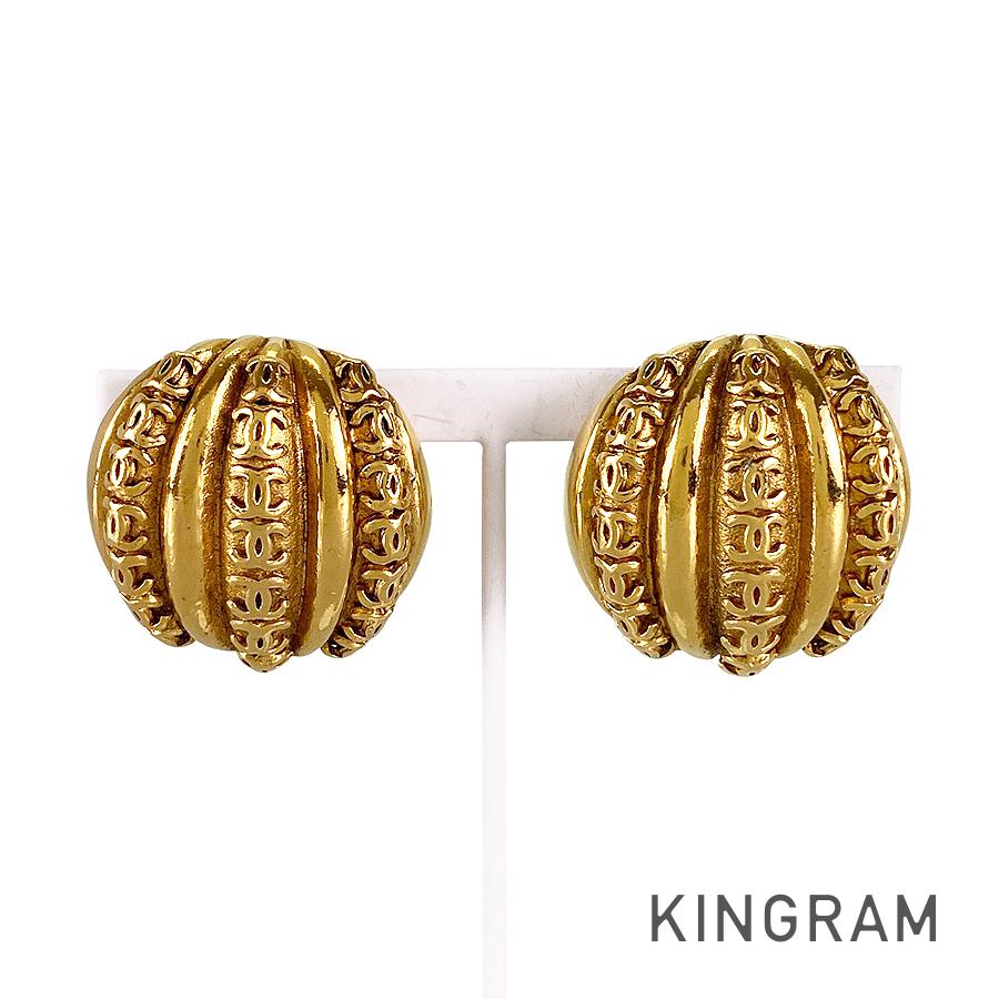 CHANEL Earring