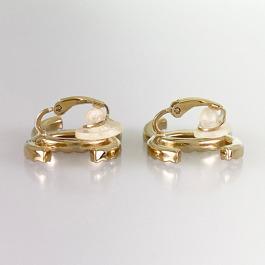 CHANEL Earring