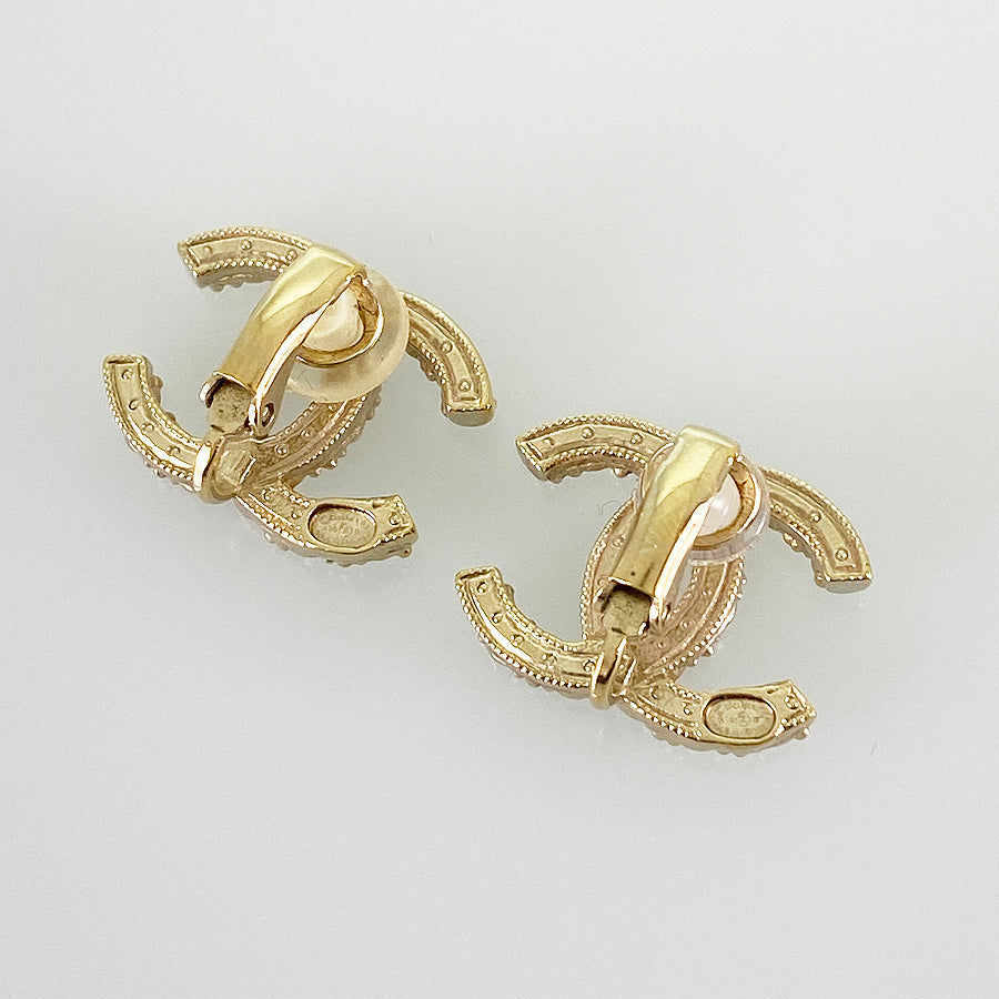 CHANEL Earring