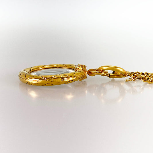 CHANEL Long necklace