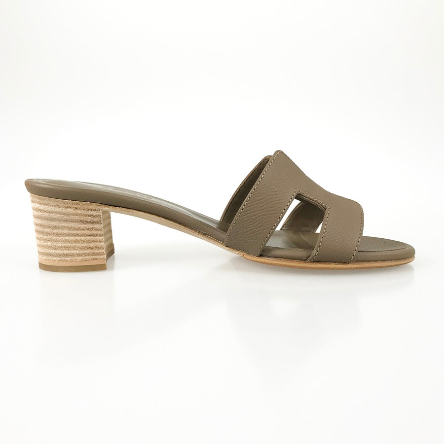 HERMES Oasis Women's Sandals