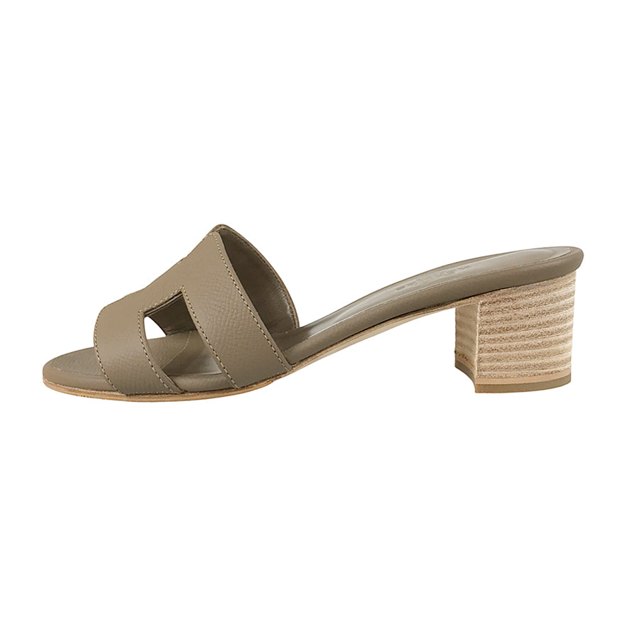 HERMES Oasis Women's Sandals