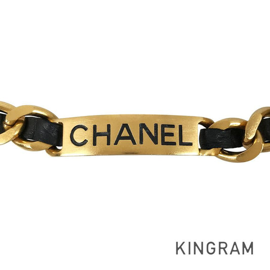 CHANEL Choker