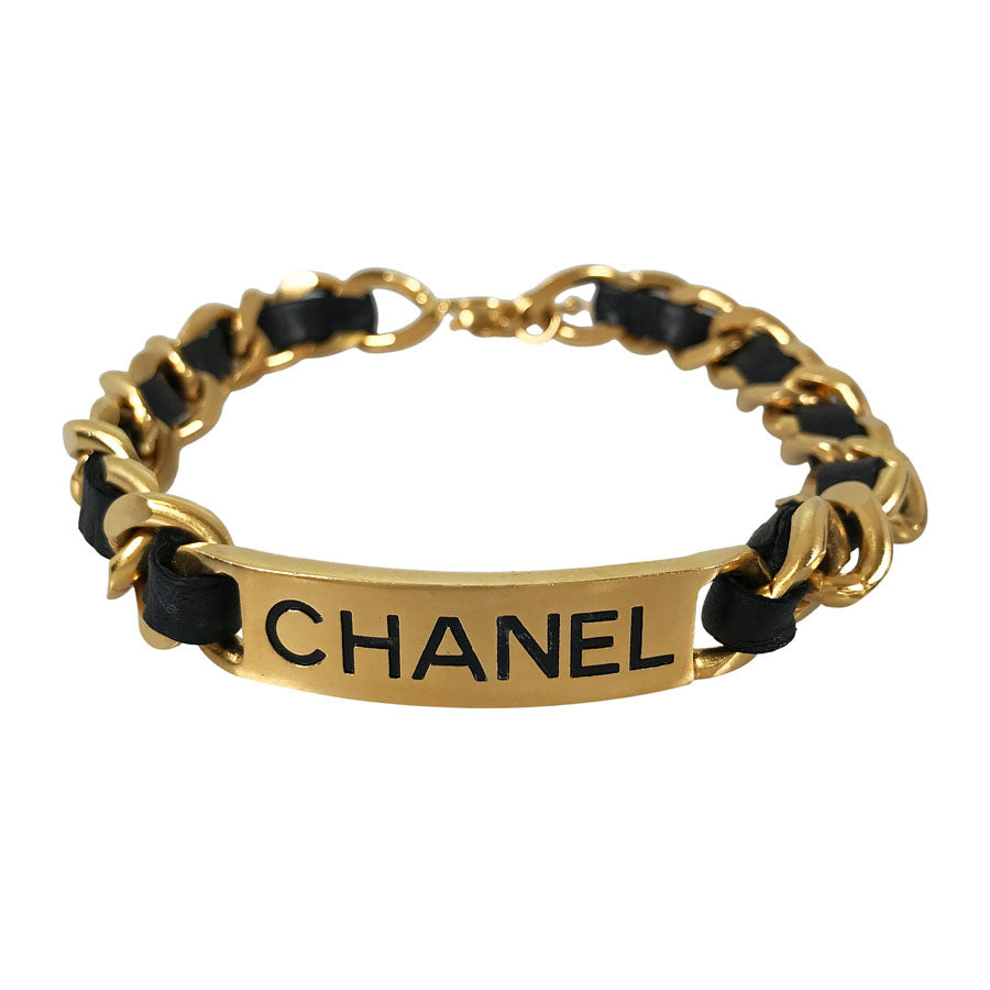 CHANEL Choker