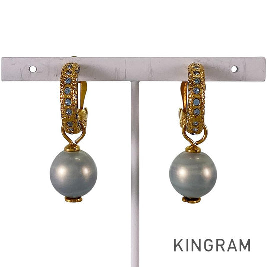 CHANEL Earring