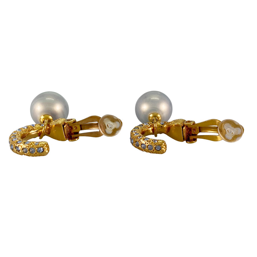CHANEL Earring