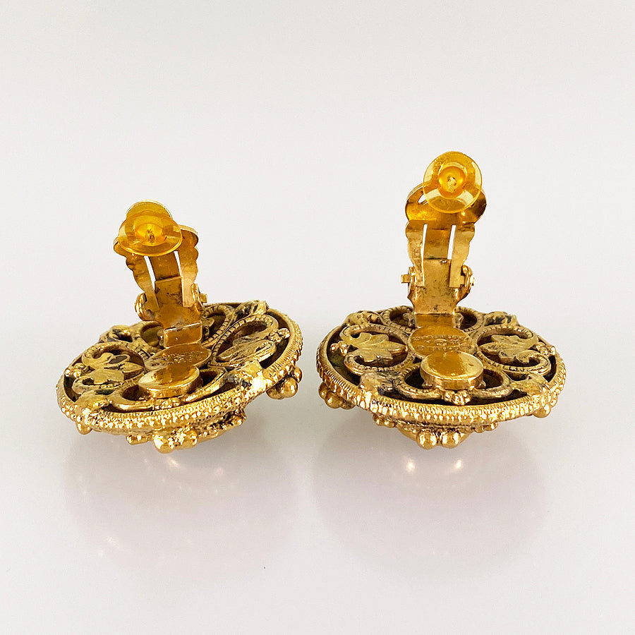 CHANEL Earring