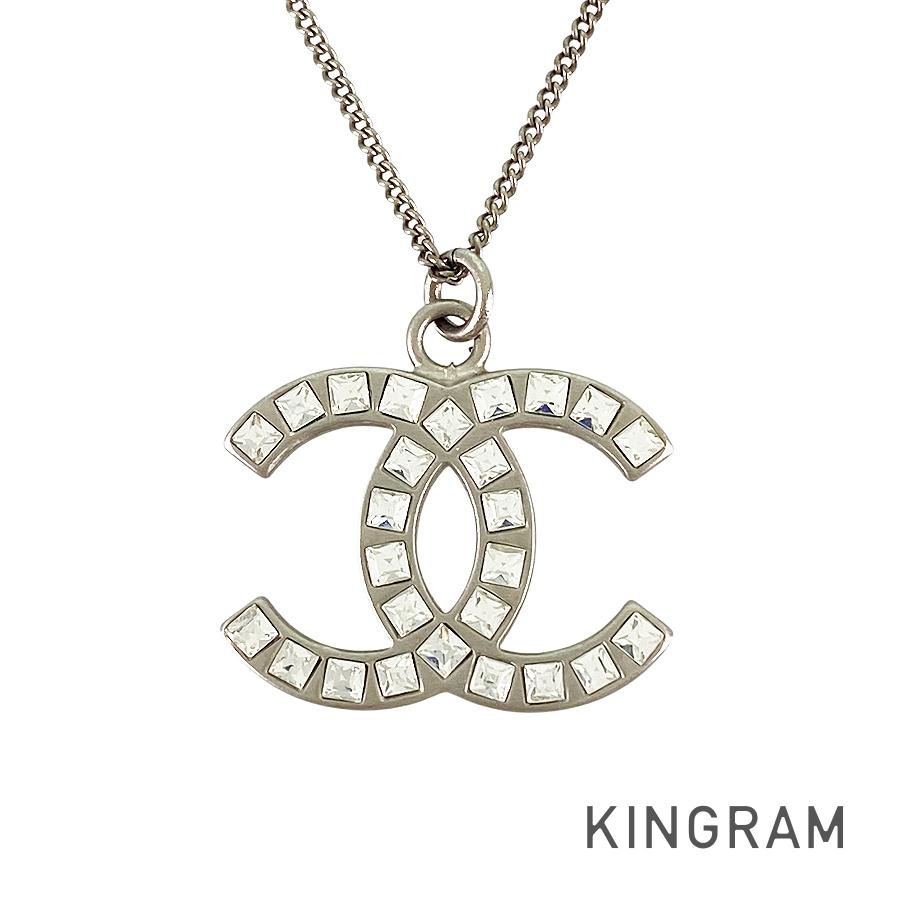 CHANEL Necklace