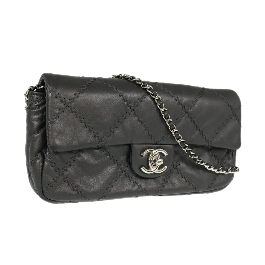 CHANEL ChainShoulder Shoulder bag