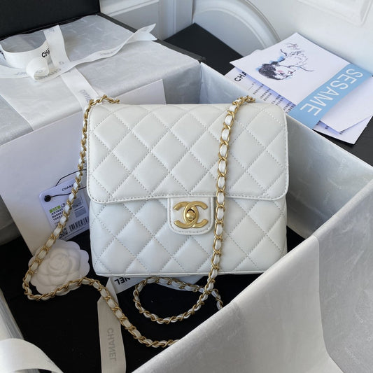 CHL - Small Floor Pack White For Women Bags 7.6in/19.5cm