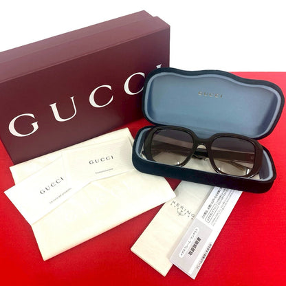 Gucci GG Logo Sunglasses Eyewear