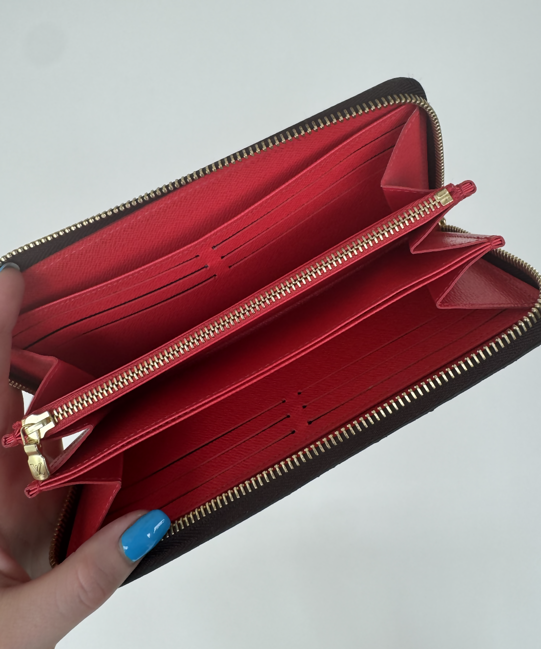 Louis Vuitton 2016 Holiday Zippy Wallet in Damier Azur