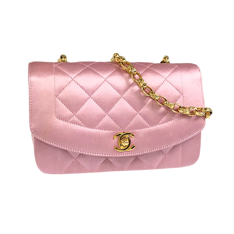 CHANEL Chain Gold Hardware Shoulder Bag