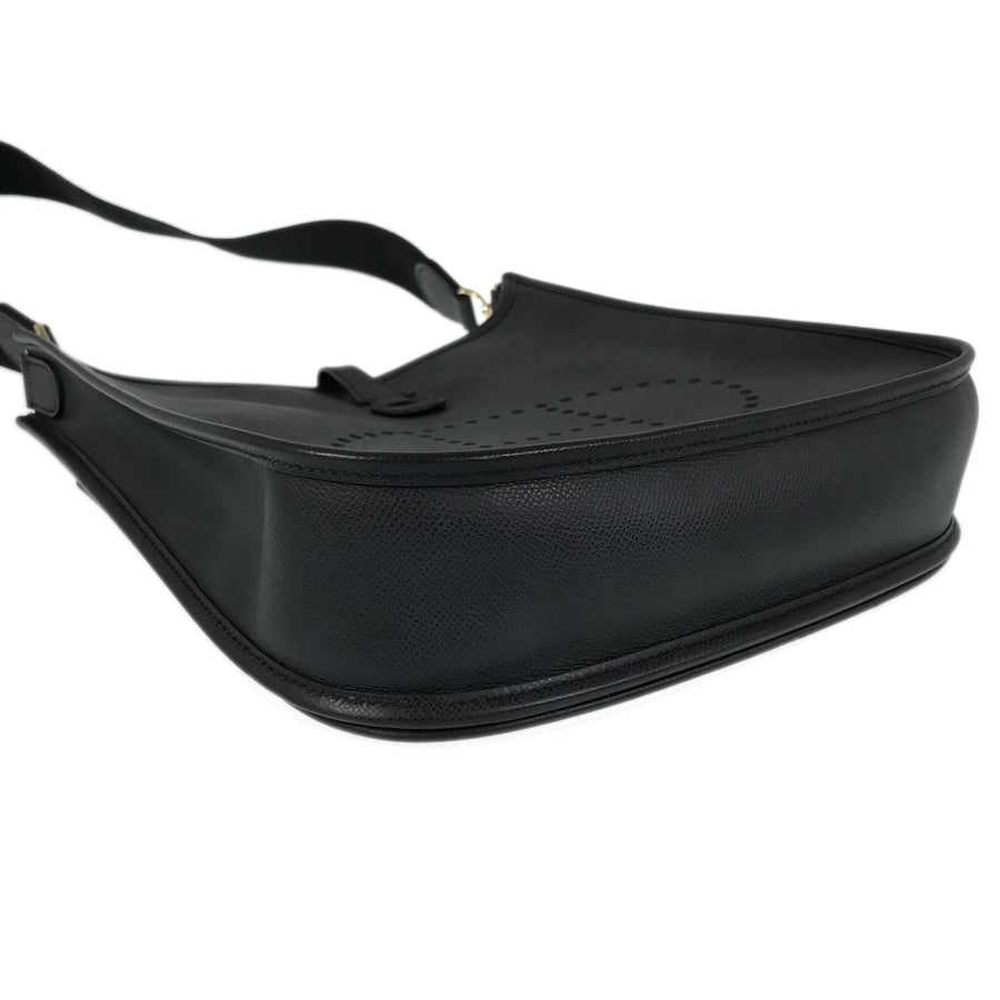 HERMES Evelyn 2 PM ?I engraved 2012 Gold Hardware Shoulder Bag