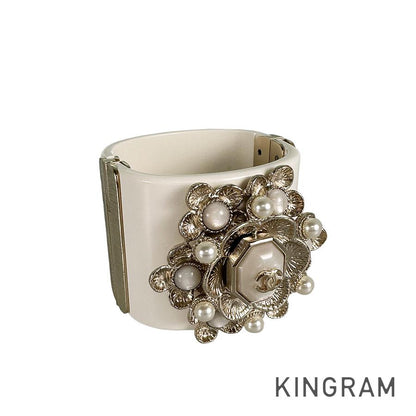CHANEL Bangle