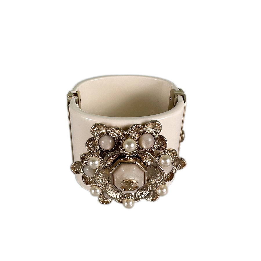 CHANEL Bangle