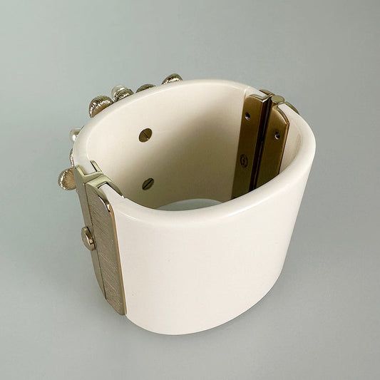 CHANEL Bangle