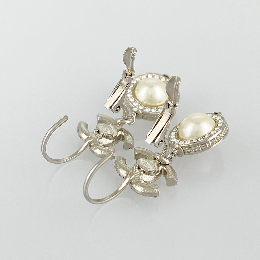 CHANEL COCO Mark rhinestone Earring