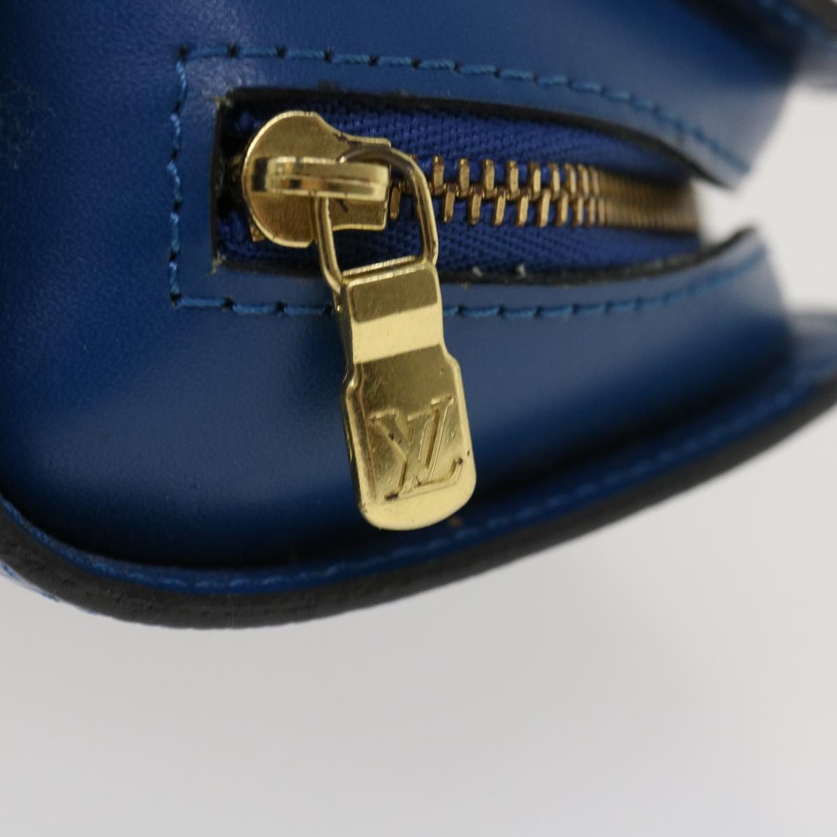 LOUIS VUITTON Epi Dauphine PM Pouch Blue M48445 LV Auth ti1020